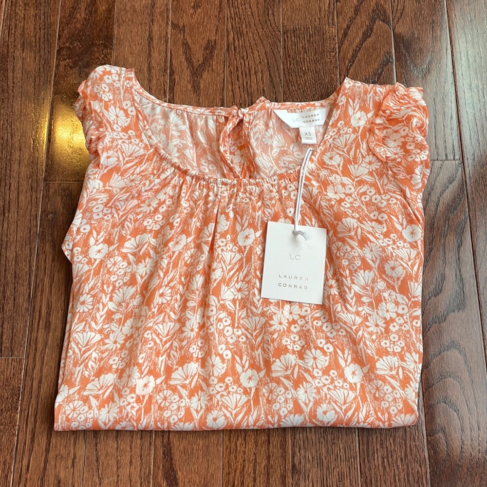 NWT XS Lauren Conrad cap sleeve blouse